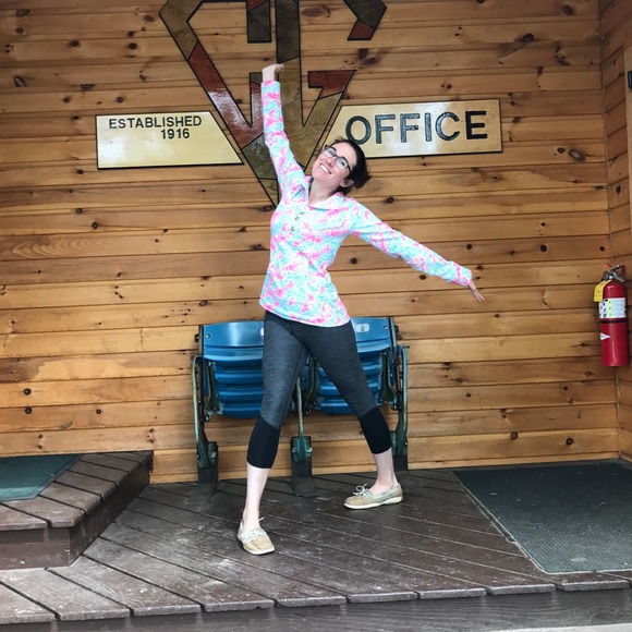 Meet your Posher, Casey - Picture 1 of 1