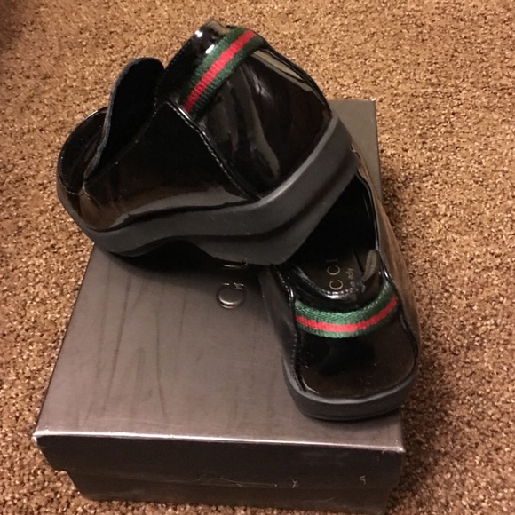 Gucci Black Patent Leather Slip On Loafers vintage