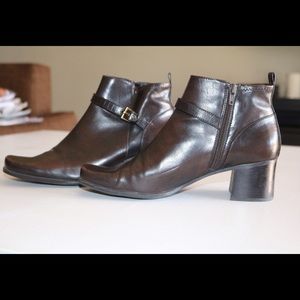 Aerosols Ankle Boots