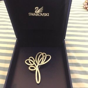 Beautiful Swarovski brooche