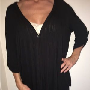 Black loose 3/4 length sleeve blouse
