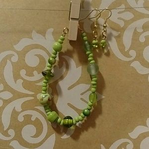 Bracelet and earrings