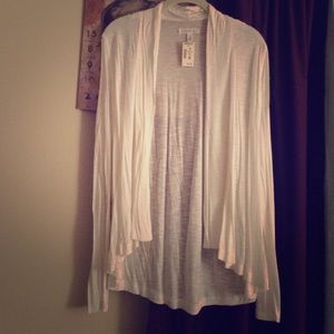 Aeropostale light cream flowy cardigan size medium