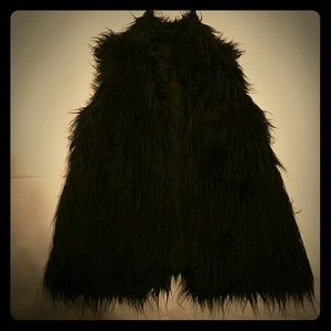 Black faux fur vest