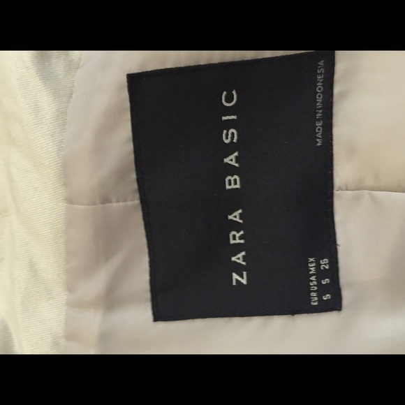 ๐Host Pick๐ Zara trench coat - Picture 3 of 4