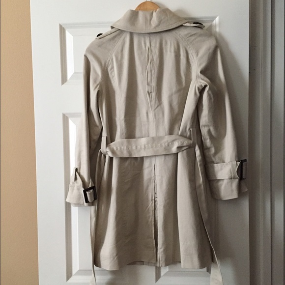 ๐Host Pick๐ Zara trench coat - Picture 4 of 4