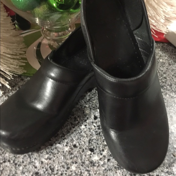 Black Dansko shoes
