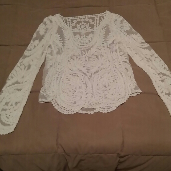 Lovely lace shirt - Picture 1 of 1