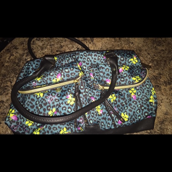 Betsey Johnson purse. - Picture 1 of 3