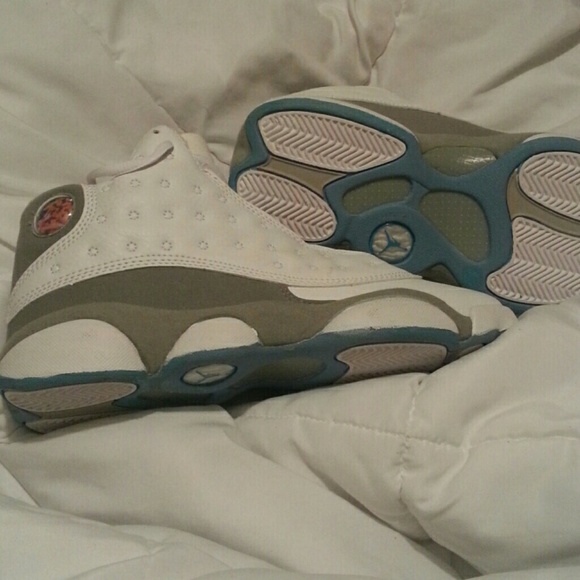 Shoes - Picture 4 of 4