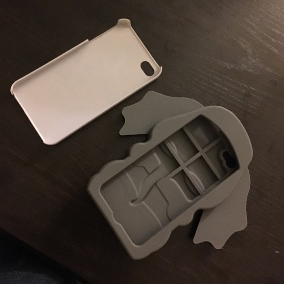 iPhone 4s cases - Picture 2 of 2