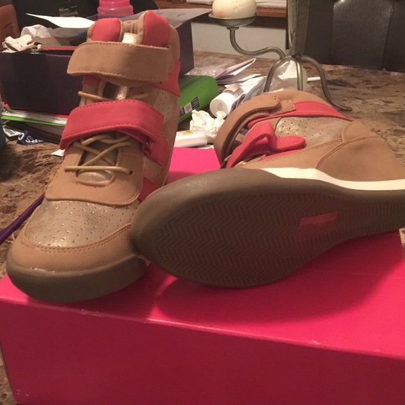 Wedge sneakers brand new never worn - Picture 3 of 4