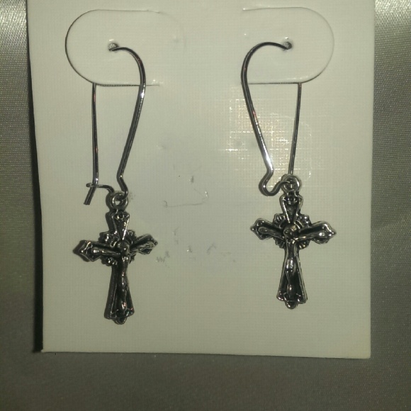 Vintage silver crucifix earrings - Picture 2 of 2