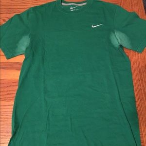 Nike tshirt