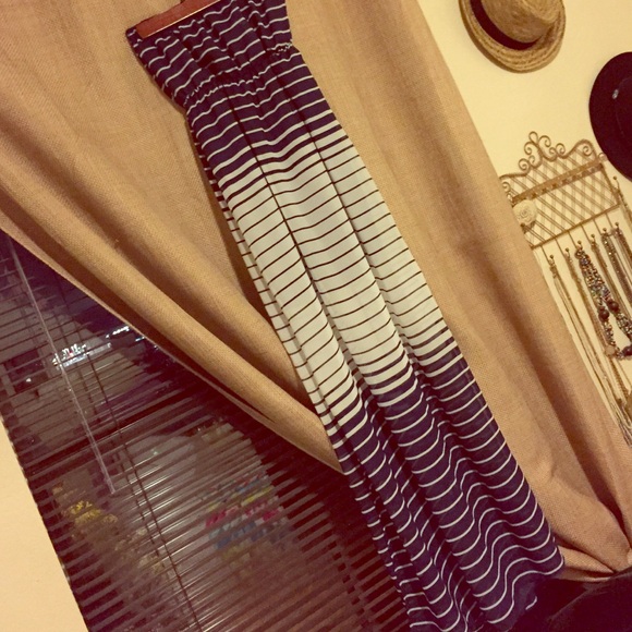 Navy blue striped maxi dress - Picture 1 of 2