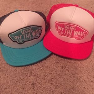 2 Vans Snapbacks