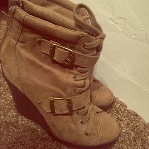 Ankle boots. Sz. 7