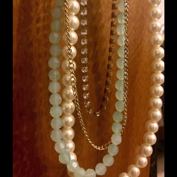 Super Cute Mint and Pearl Layered Necklace