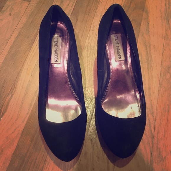 Steve Madden suede heels