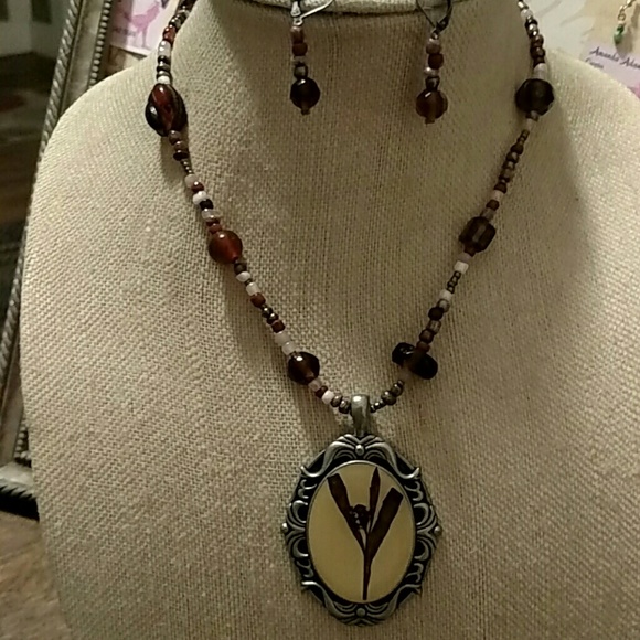 Necklace and earrings