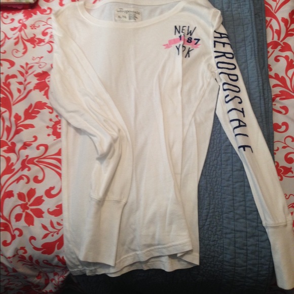 Aeropostale white shirt