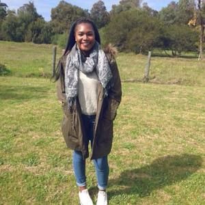 Meet your Posher, Olivia