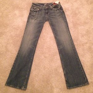 Never worn no tags miss me jeans