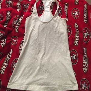 Lululemon tank size 4