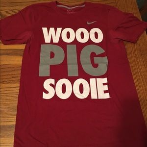 Arkansas Nike tshirt