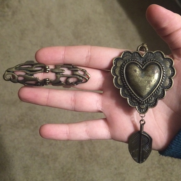 Rustic Heart and feather Necklace and long ring. - Picture 1 of 4