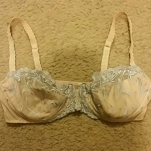 Victoria Secret bra