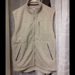 Gray Gap Fleece Vest