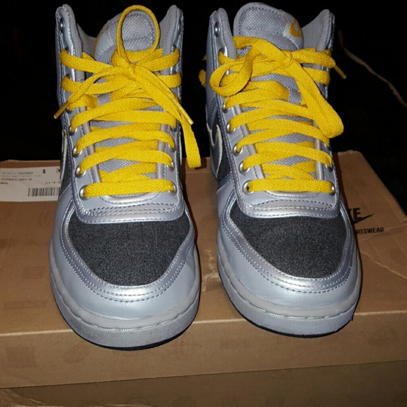 Nike dunks - Picture 2 of 4