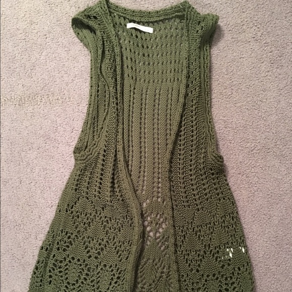 Old navy large sleeveless cardigan