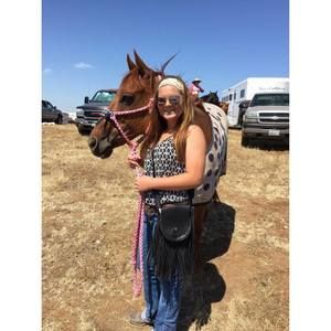 Meet your Posher, Alexis