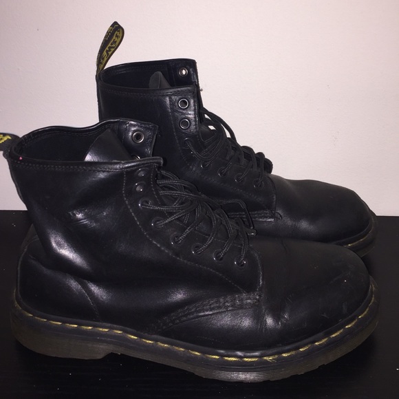 Dr. Marten's 8 Eyelet 1460 Boot Men's