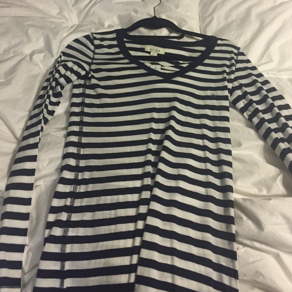 aerie Tops - Aerie long sleeve t shirt