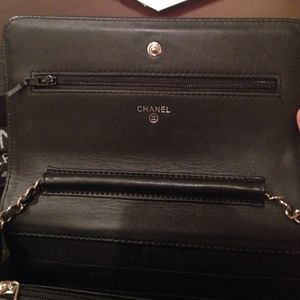CHANEL black caviar WOC