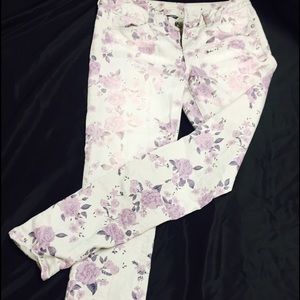 American Eagle Floral Jeans