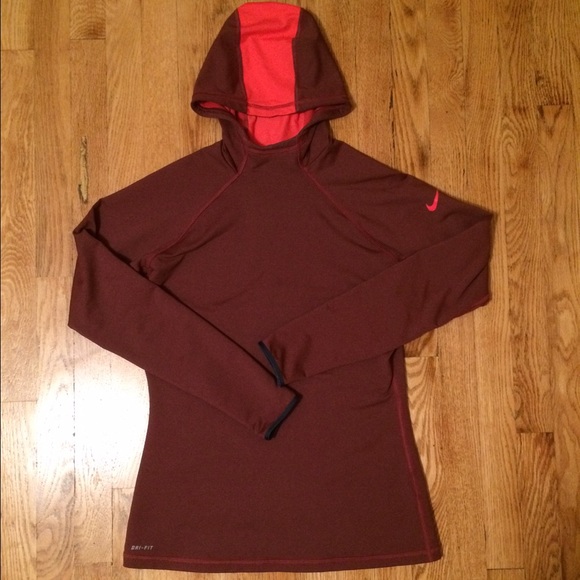 Nike Dry Fit Hooded Pullover