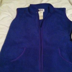 Junior Size L Fleece Vest