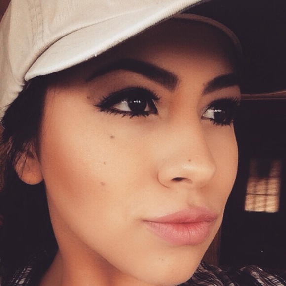 Meet your Posher, Izet