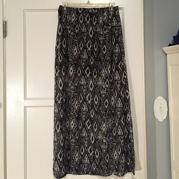 Long patterned skirt