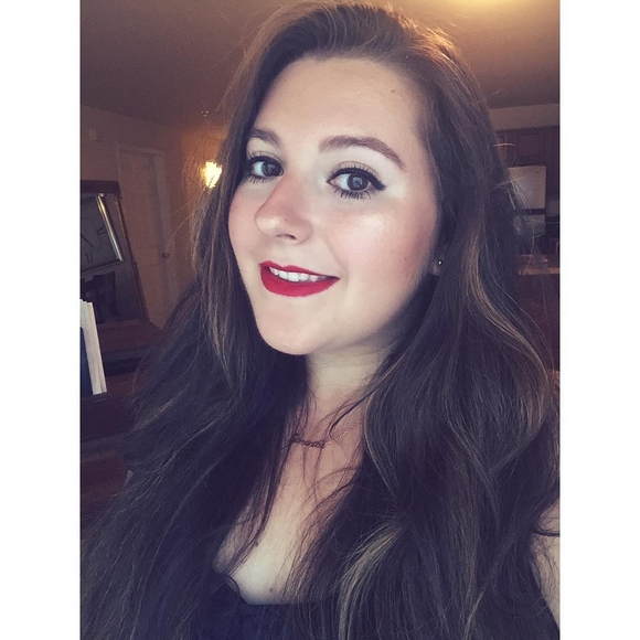 Meet your Posher, Samantha