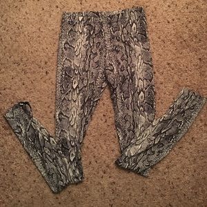 Nice snake print tights!