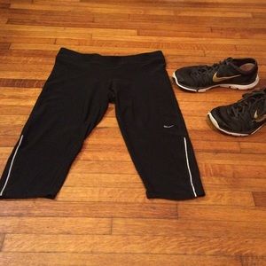 Nike Dri-Fit  compression running capri