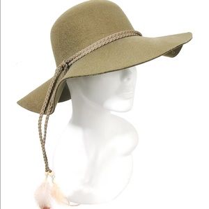 Floppy Hat with embellished feather