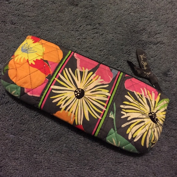 VB Brush & Pencil in Jazzy Blooms - Picture 1 of 3