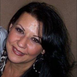 Meet your Posher, Stella