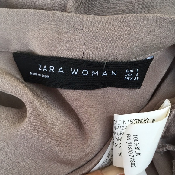 🔴Sold in bundle| Zara silk blouse - Picture 4 of 4